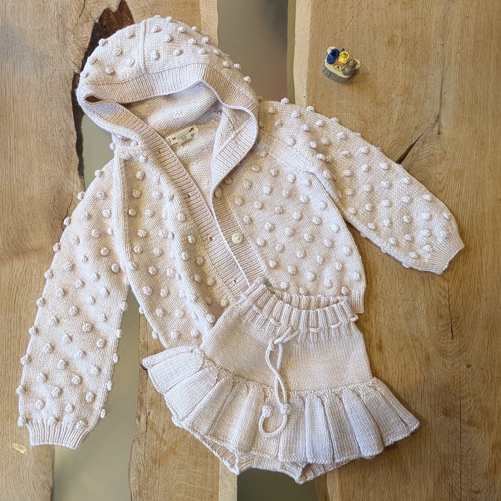 DUNE Misha And Puff Wool Set 3-4t Original Owners
